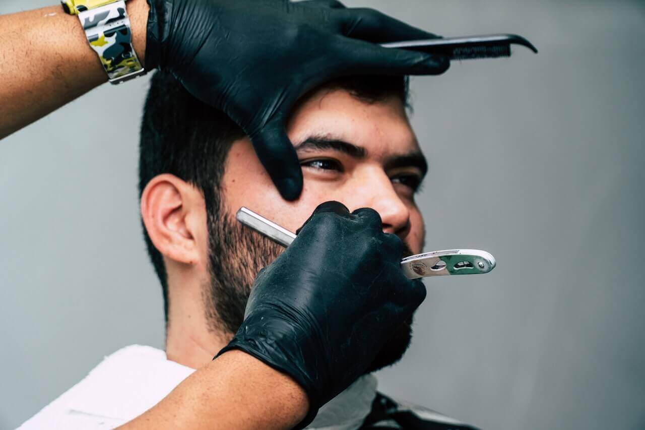 How to Shave With a Straight Razor? A Beginner’s Guide Got Some Balls